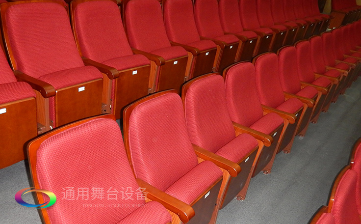 通用舞臺承接廣州市廣鐵一中報告廳舞臺幕布、燈光、音響項目