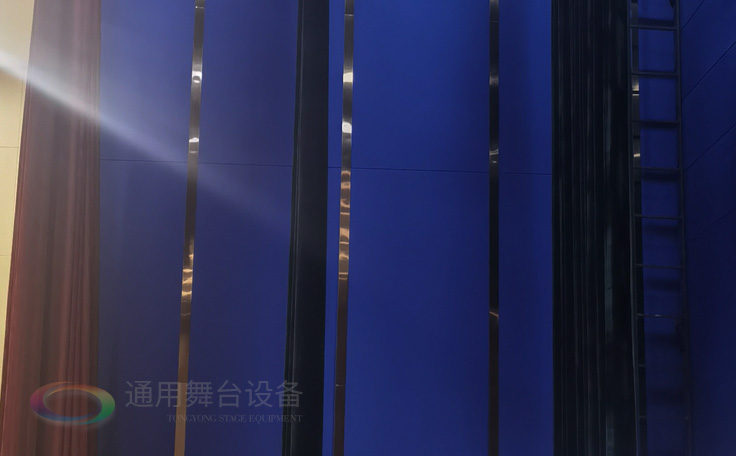 舞臺幕布的阻燃等級：永久性阻燃、阻燃、耐久性阻燃、非阻燃、可加工為阻燃...
